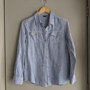 Eddie Bauer cotton + linen blend long sleeve